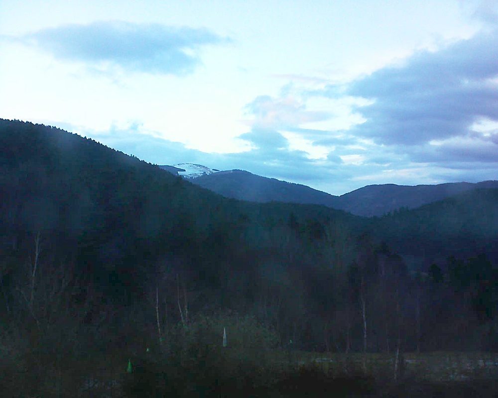 Le petit ballon vu depuis le Domaine Langmatt à Murbach le 06.03.2018 à 18:15 Le petit ballon (Alsace, Vosges) le 06.03.2018 à 18:15