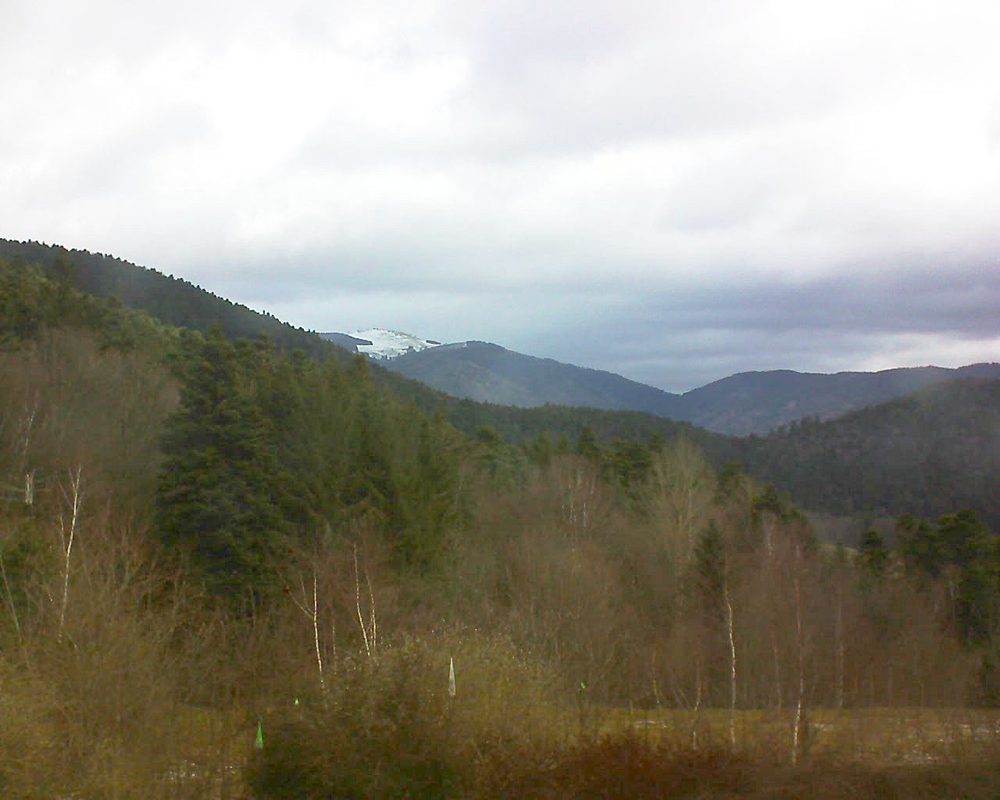Le petit ballon vu depuis le Domaine Langmatt à Murbach le 07.03.2018 à 10:15 Le petit ballon (Alsace, Vosges) le 07.03.2018 à 10:15