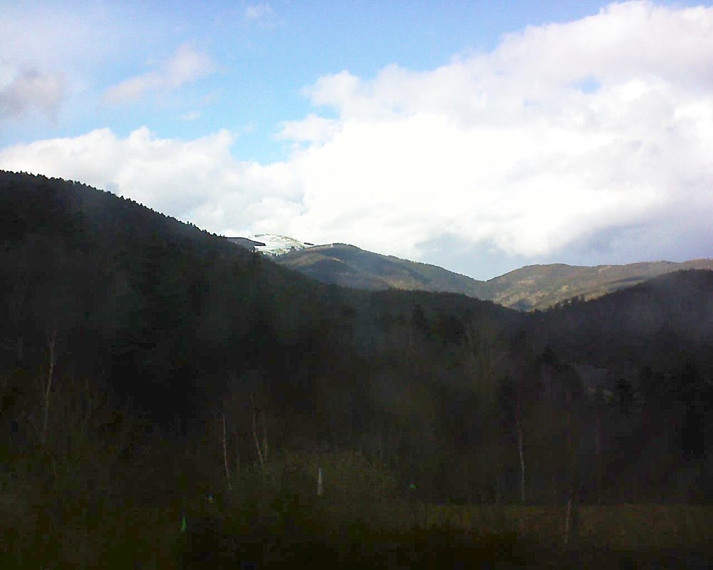 Le petit ballon vu depuis le Domaine Langmatt à Murbach le 07.03.2018 à 15:30 Le petit ballon (Alsace, Vosges) le 07.03.2018 à 15:30