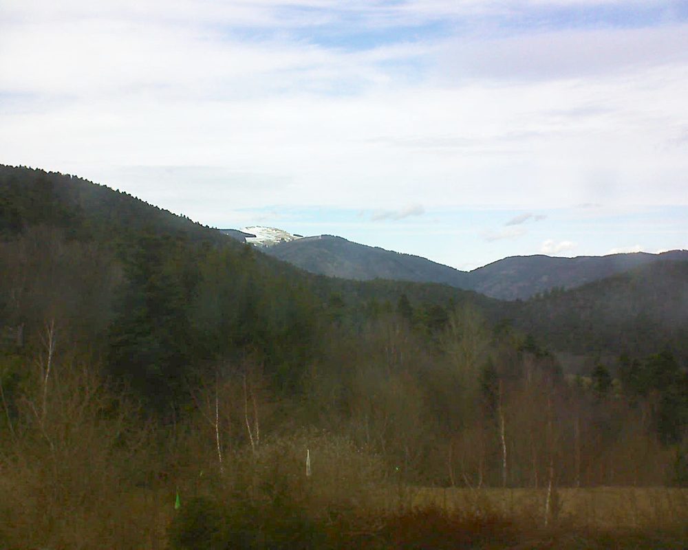 Le petit ballon vu depuis le Domaine Langmatt à Murbach le 08.03.2018 à 15:15 Le petit ballon (Alsace, Vosges) le 08.03.2018 à 15:15