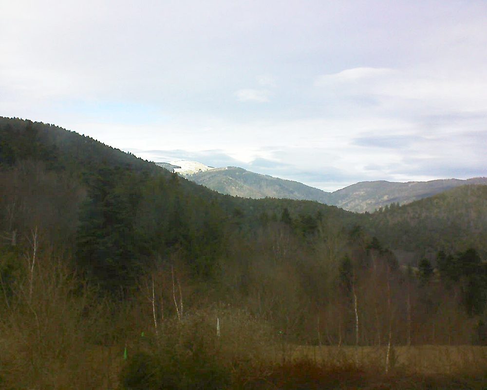 Le petit ballon vu depuis le Domaine Langmatt à Murbach le 09.03.2018 à 14:00 Le petit ballon (Alsace, Vosges) le 09.03.2018 à 14:00