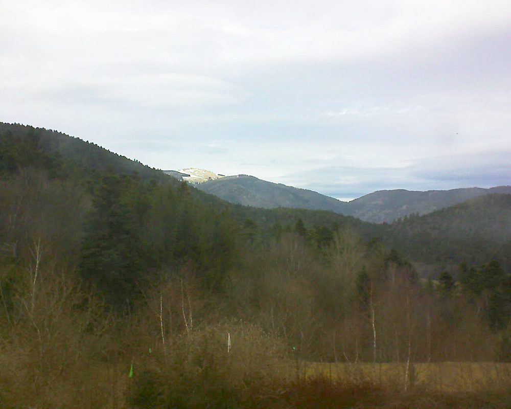 Le petit ballon vu depuis le Domaine Langmatt à Murbach le 09.03.2018 à 15:45 Le petit ballon (Alsace, Vosges) le 09.03.2018 à 15:45