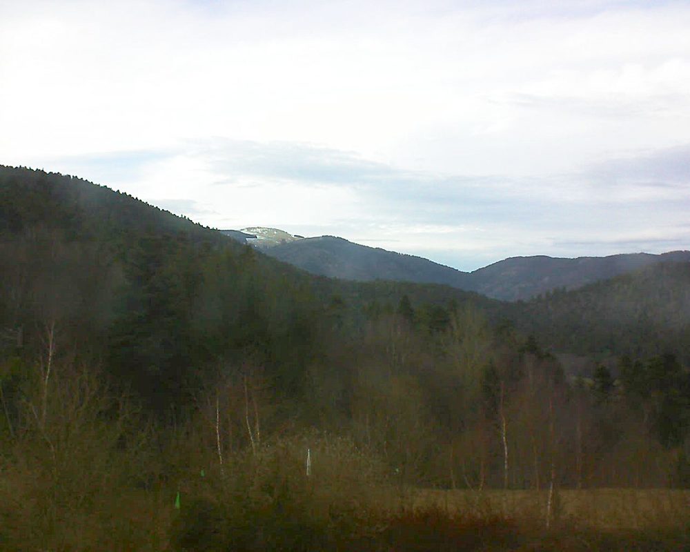 Le petit ballon vu depuis le Domaine Langmatt à Murbach le 09.03.2018 à 16:45 Le petit ballon (Alsace, Vosges) le 09.03.2018 à 16:45
