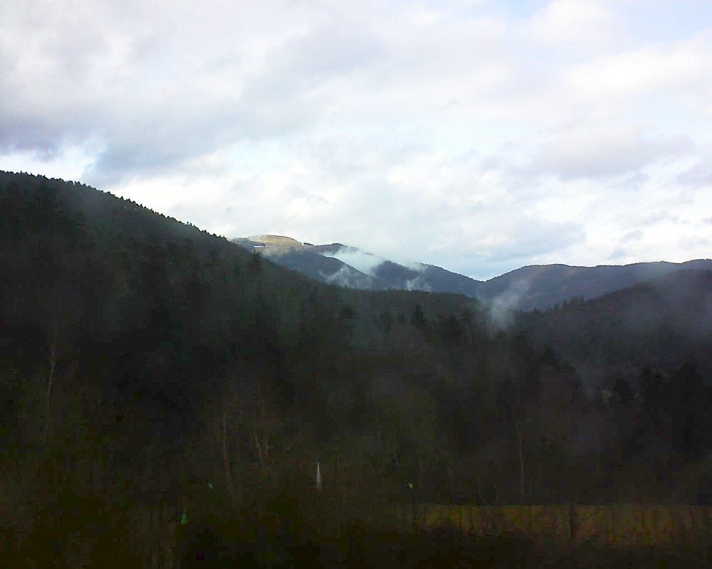 Le petit ballon vu depuis le Domaine Langmatt à Murbach le 10.03.2018 à 16:30 Le petit ballon (Alsace, Vosges) le 10.03.2018 à 16:30