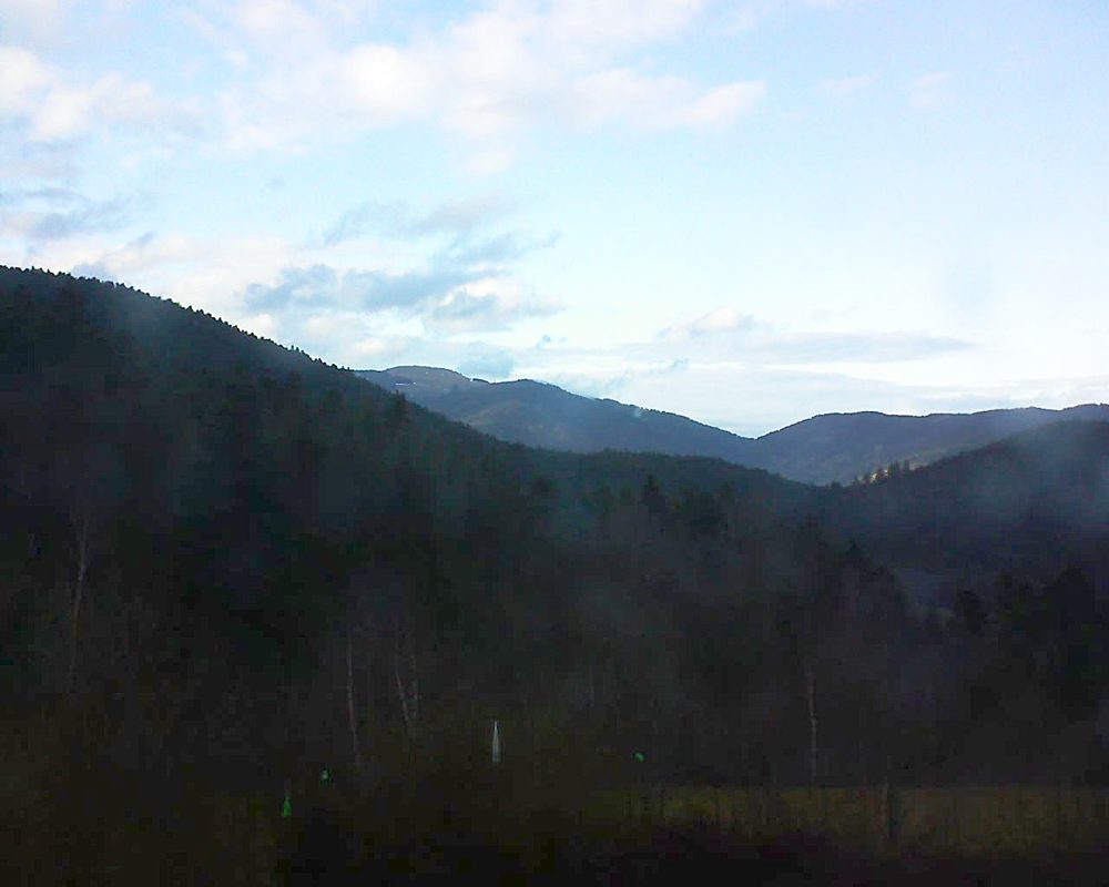 Le petit ballon vu depuis le Domaine Langmatt à Murbach le 10.03.2018 à 17:15 Le petit ballon (Alsace, Vosges) le 10.03.2018 à 17:15