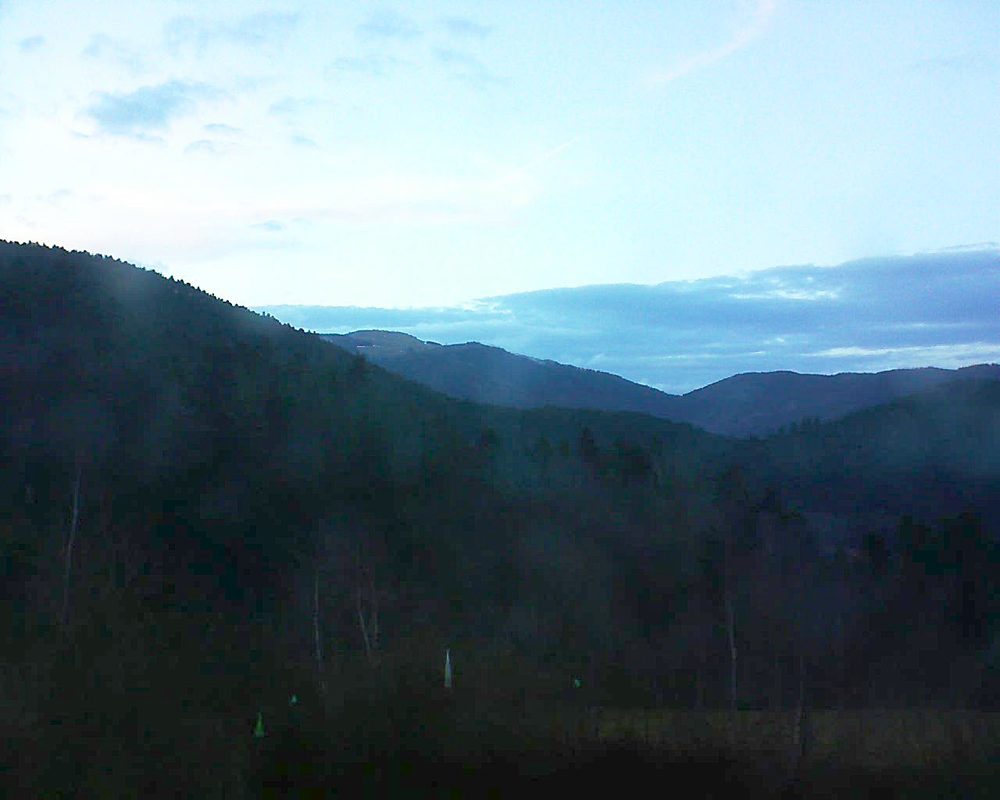 Le petit ballon vu depuis le Domaine Langmatt à Murbach le 10.03.2018 à 18:30 Le petit ballon (Alsace, Vosges) le 10.03.2018 à 18:30