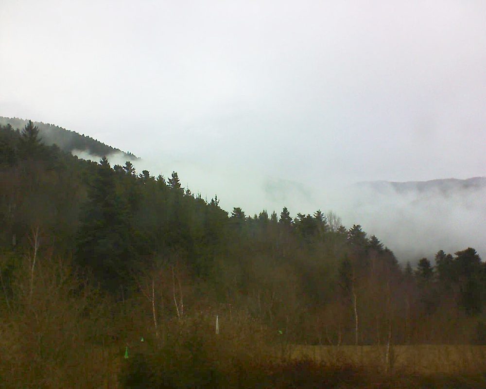 Le petit ballon vu depuis le Domaine Langmatt à Murbach le 11.03.2018 à 12:15 Le petit ballon (Alsace, Vosges) le 11.03.2018 à 12:15