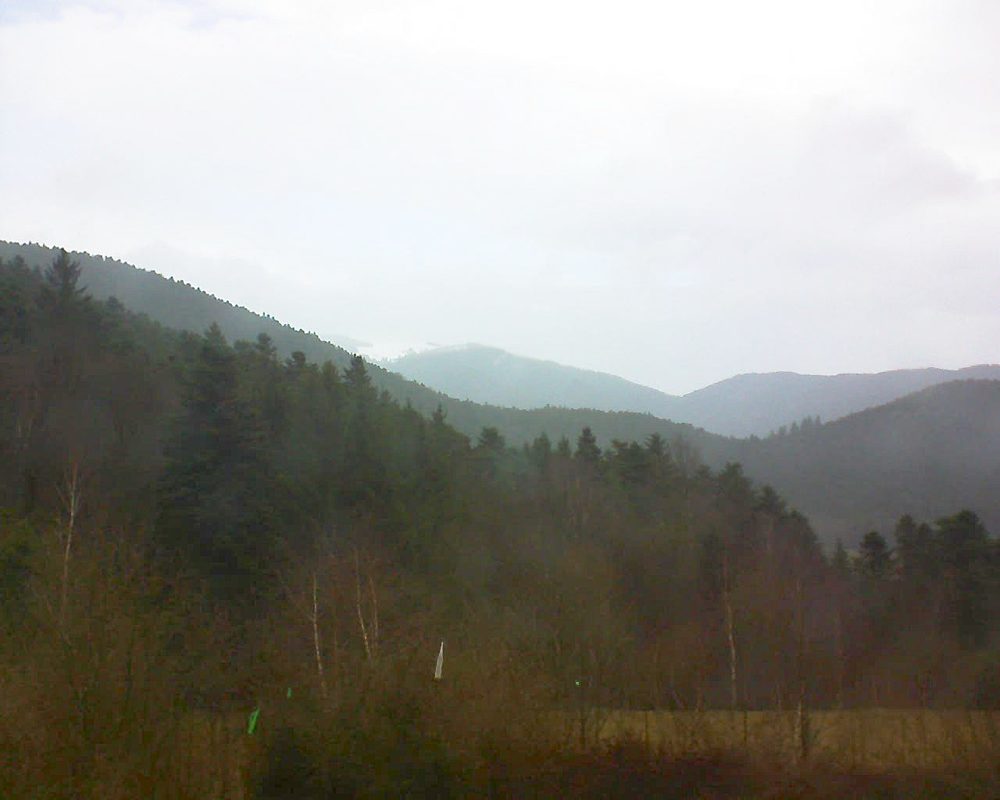 Le petit ballon vu depuis le Domaine Langmatt à Murbach le 13.03.2018 à 12:00 Le petit ballon (Alsace, Vosges) le 13.03.2018 à 12:00