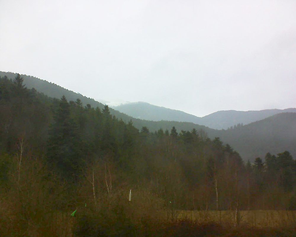Le petit ballon vu depuis le Domaine Langmatt à Murbach le 13.03.2018 à 14:00 Le petit ballon (Alsace, Vosges) le 13.03.2018 à 14:00