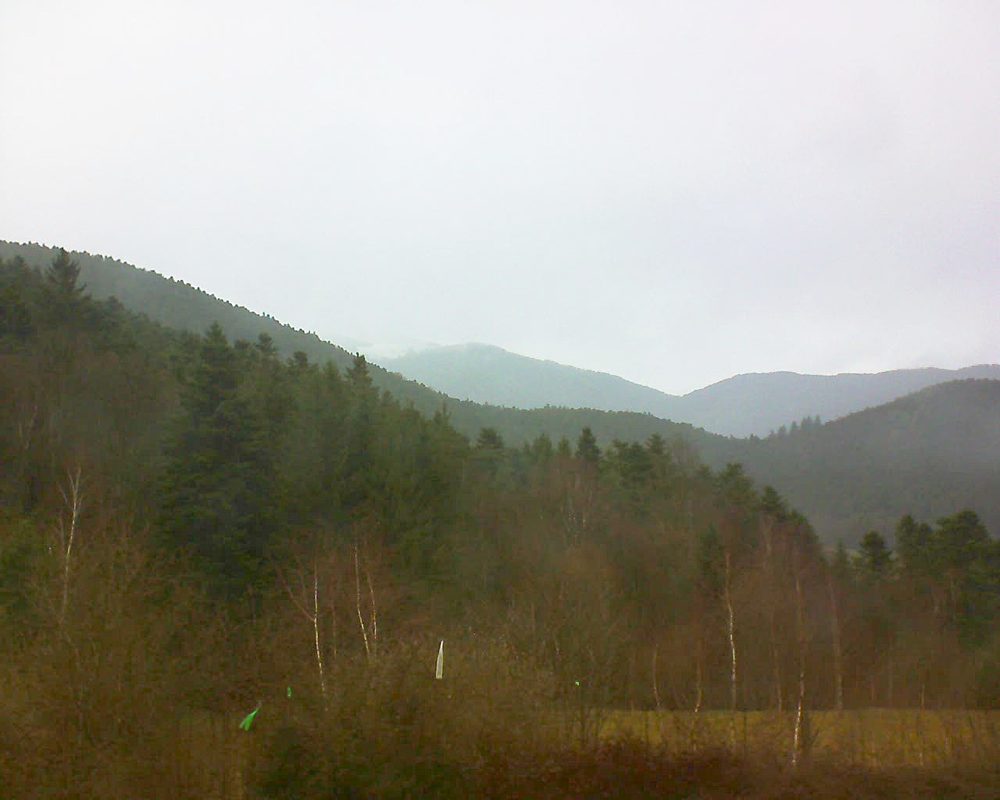 Le petit ballon vu depuis le Domaine Langmatt à Murbach le 13.03.2018 à 14:15 Le petit ballon (Alsace, Vosges) le 13.03.2018 à 14:15