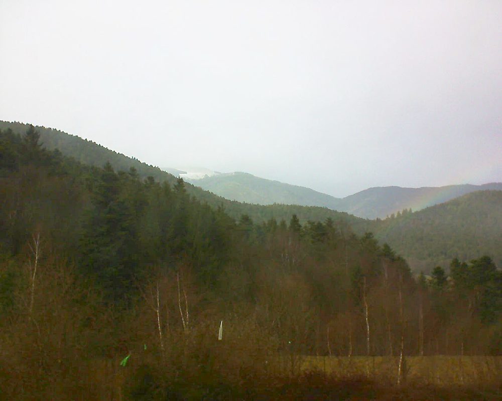 Le petit ballon vu depuis le Domaine Langmatt à Murbach le 13.03.2018 à 14:45 Le petit ballon (Alsace, Vosges) le 13.03.2018 à 14:45