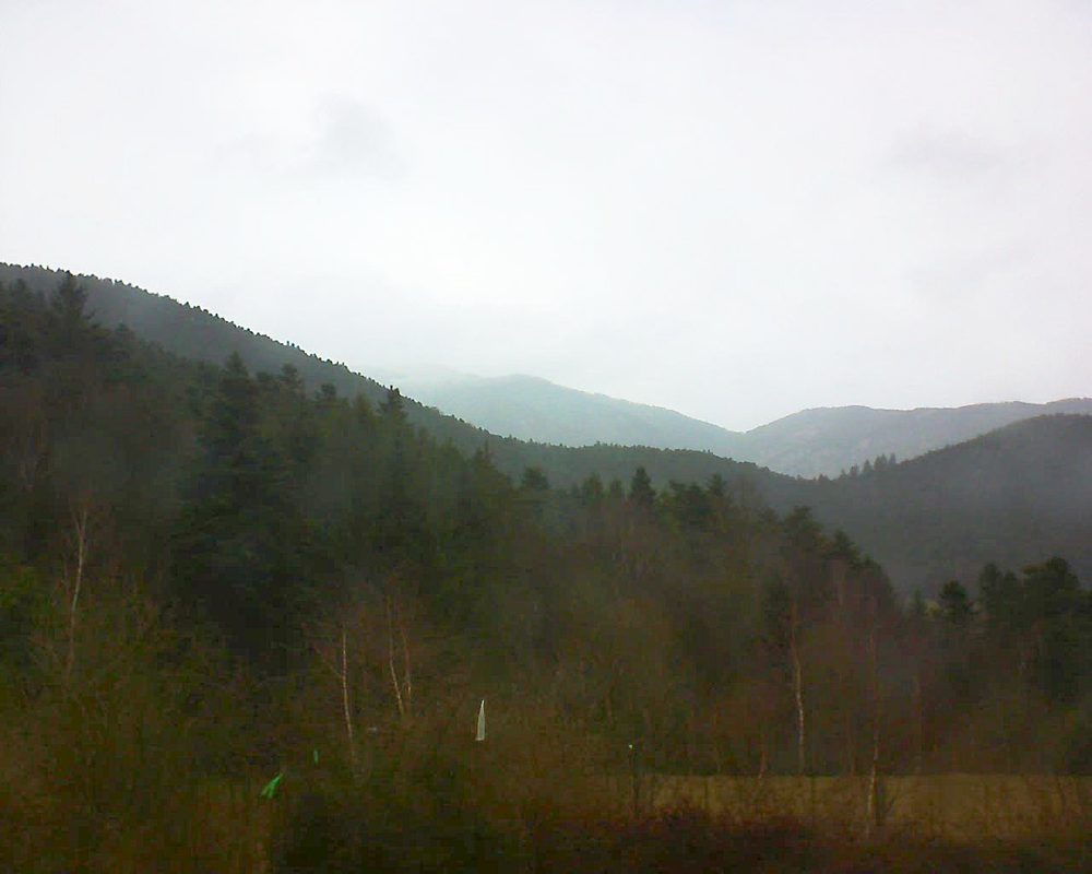 Le petit ballon vu depuis le Domaine Langmatt à Murbach le 13.03.2018 à 15:45 Le petit ballon (Alsace, Vosges) le 13.03.2018 à 15:45