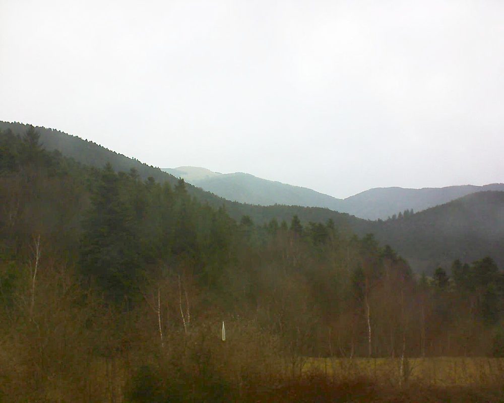 Le petit ballon vu depuis le Domaine Langmatt à Murbach le 15.03.2018 à 12:30 Le petit ballon (Alsace, Vosges) le 15.03.2018 à 12:30