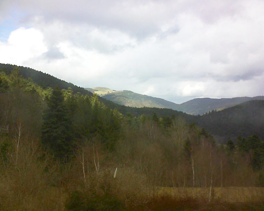 Le petit ballon vu depuis le Domaine Langmatt à Murbach le 16.03.2018 à 13:00 Le petit ballon (Alsace, Vosges) le 16.03.2018 à 13:00