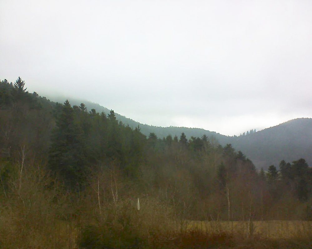 Le petit ballon vu depuis le Domaine Langmatt à Murbach le 17.03.2018 à 11:45 Le petit ballon (Alsace, Vosges) le 17.03.2018 à 11:45