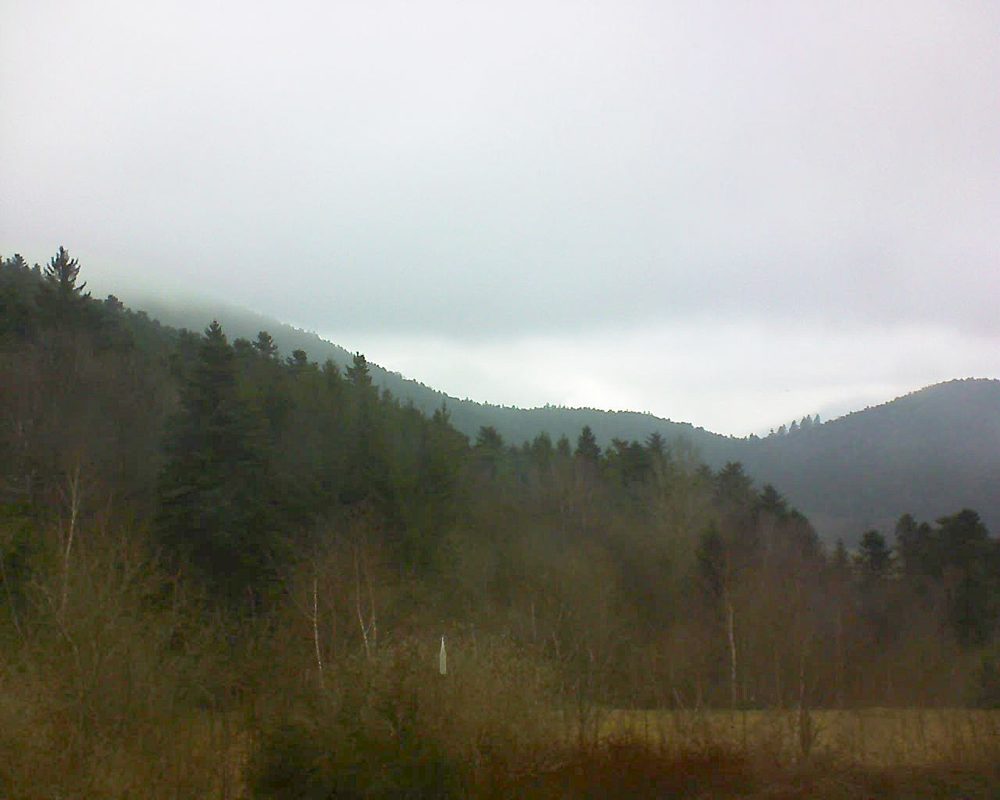 Le petit ballon vu depuis le Domaine Langmatt à Murbach le 17.03.2018 à 12:00 Le petit ballon (Alsace, Vosges) le 17.03.2018 à 12:00