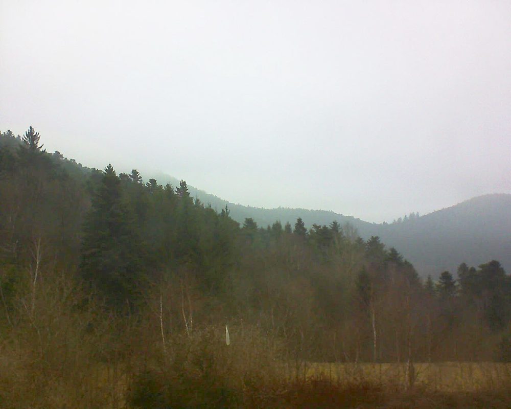 Le petit ballon vu depuis le Domaine Langmatt à Murbach le 17.03.2018 à 14:30 Le petit ballon (Alsace, Vosges) le 17.03.2018 à 14:30