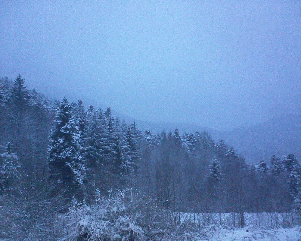 Le petit ballon vu depuis le Domaine Langmatt à Murbach le 18.03.2018 à 18:45 Le petit ballon (Alsace, Vosges) le 18.03.2018 à 18:45