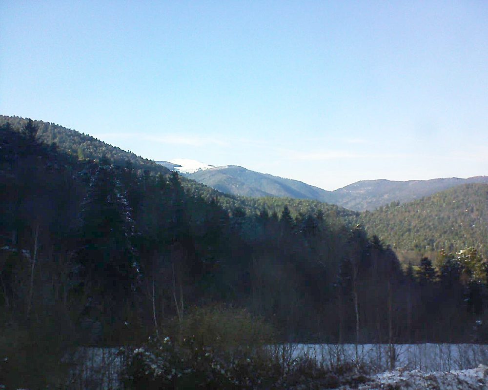 Le petit ballon vu depuis le Domaine Langmatt à Murbach le 21.03.2018 à 16:30 Le petit ballon (Alsace, Vosges) le 21.03.2018 à 16:30