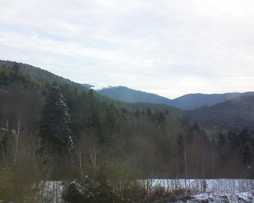 Le petit ballon vu depuis le Domaine Langmatt à Murbach le 22.03.2018 à 07:30 Le petit ballon (Alsace, Vosges) le 22.03.2018 à 07:30