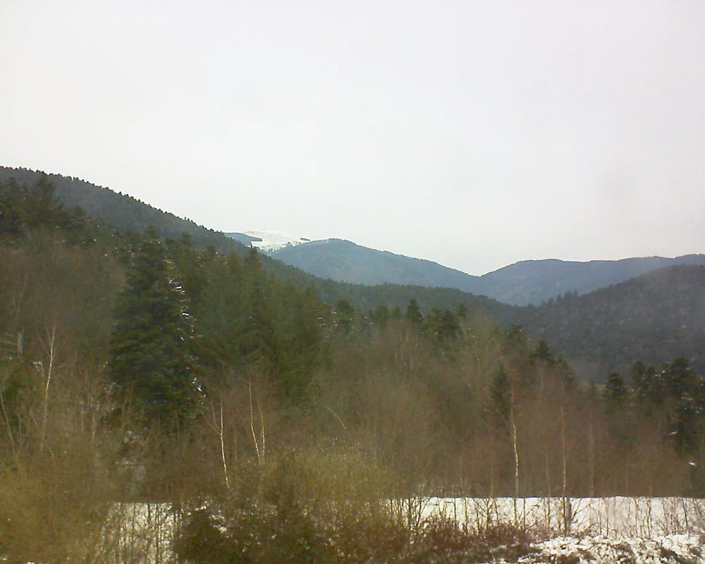 Le petit ballon vu depuis le Domaine Langmatt à Murbach le 22.03.2018 à 12:15 Le petit ballon (Alsace, Vosges) le 22.03.2018 à 12:15