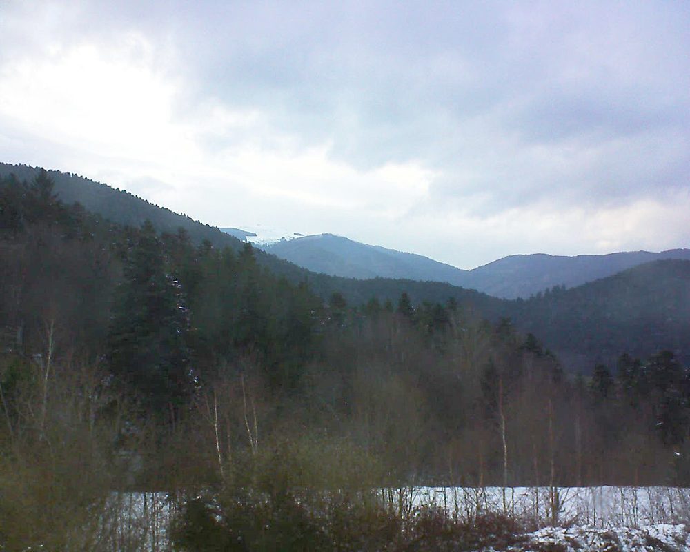 Le petit ballon vu depuis le Domaine Langmatt à Murbach le 22.03.2018 à 17:15 Le petit ballon (Alsace, Vosges) le 22.03.2018 à 17:15