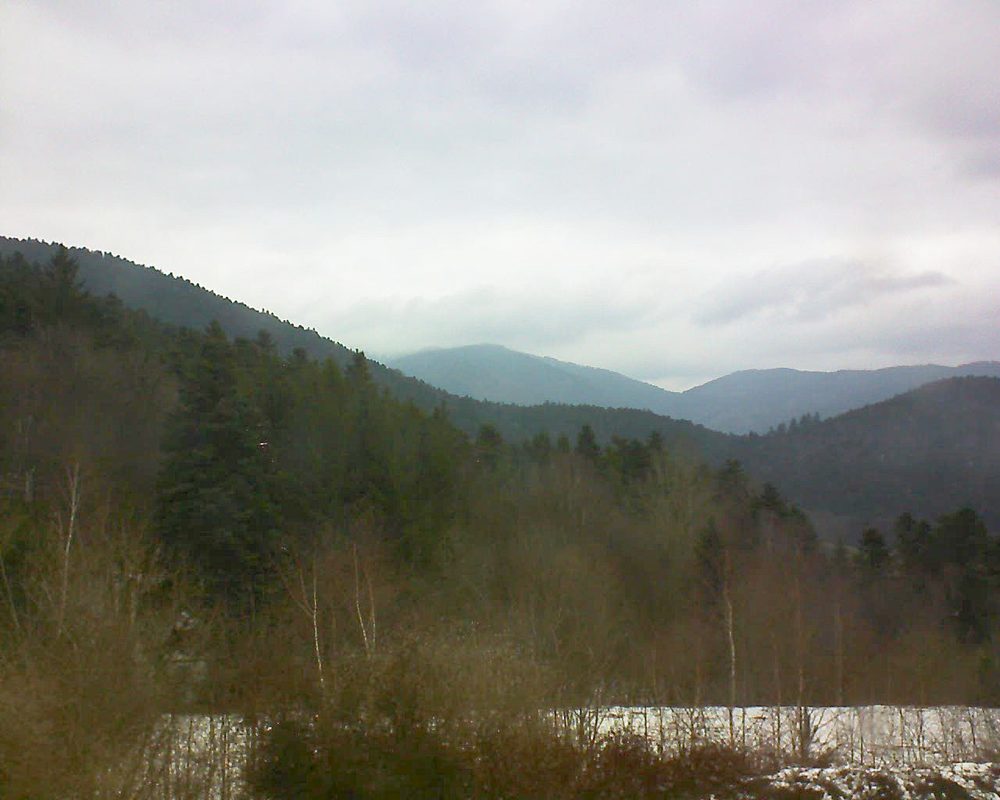 Le petit ballon vu depuis le Domaine Langmatt à Murbach le 23.03.2018 à 14:15 Le petit ballon (Alsace, Vosges) le 23.03.2018 à 14:15