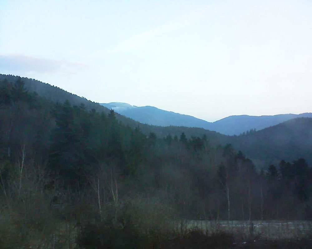 Le petit ballon vu depuis le Domaine Langmatt à Murbach le 25.03.2018 à 07:30 Le petit ballon (Alsace, Vosges) le 25.03.2018 à 07:30