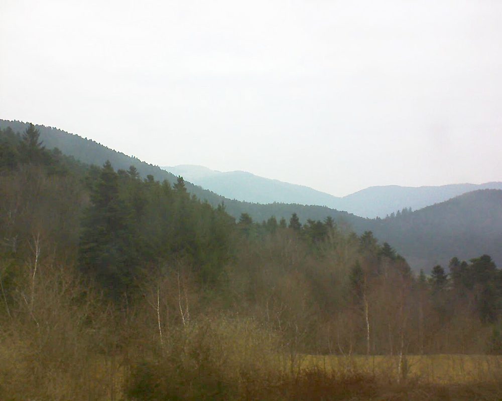 Le petit ballon vu depuis le Domaine Langmatt à Murbach le 26.03.2018 à 11:30 Le petit ballon (Alsace, Vosges) le 26.03.2018 à 11:30