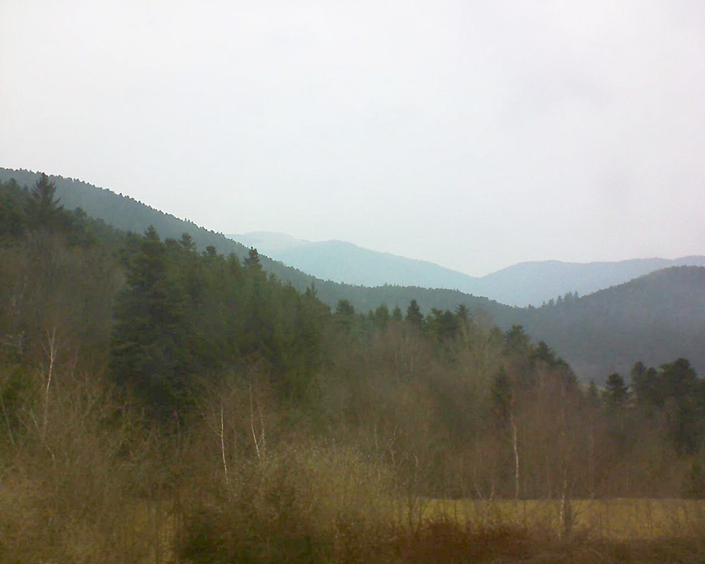 Le petit ballon vu depuis le Domaine Langmatt à Murbach le 26.03.2018 à 13:30 Le petit ballon (Alsace, Vosges) le 26.03.2018 à 13:30