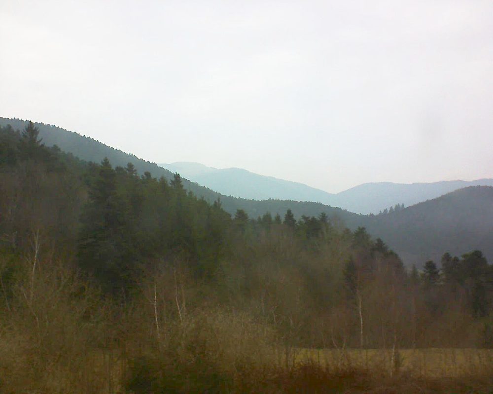 Le petit ballon vu depuis le Domaine Langmatt à Murbach le 26.03.2018 à 15:00 Le petit ballon (Alsace, Vosges) le 26.03.2018 à 15:00