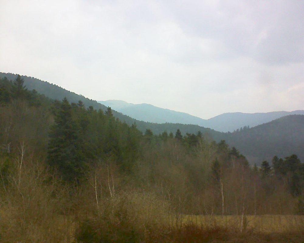 Le petit ballon vu depuis le Domaine Langmatt à Murbach le 26.03.2018 à 16:00 Le petit ballon (Alsace, Vosges) le 26.03.2018 à 16:00