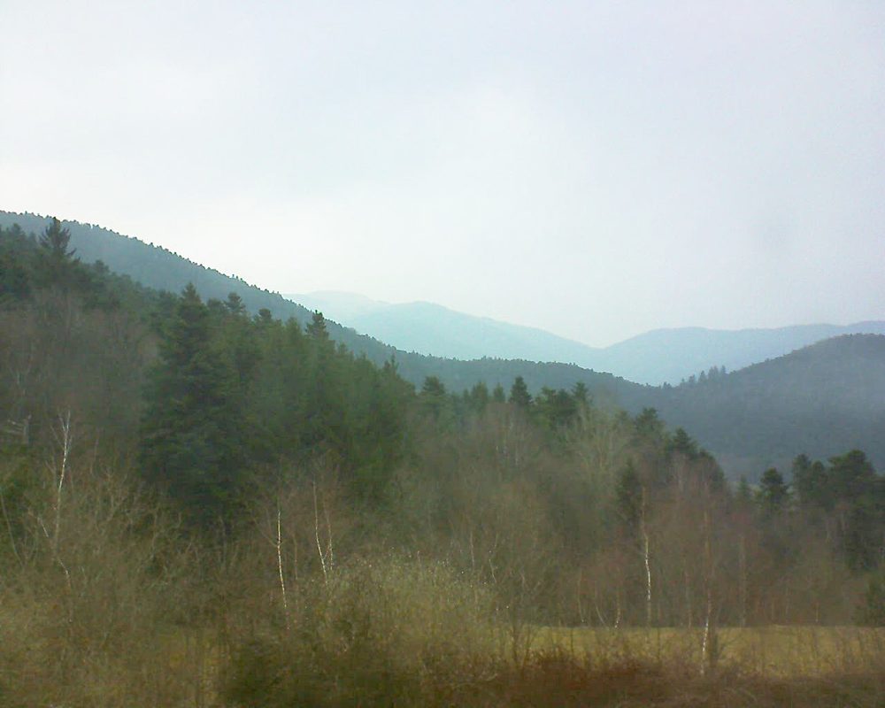 Le petit ballon vu depuis le Domaine Langmatt à Murbach le 26.03.2018 à 18:45 Le petit ballon (Alsace, Vosges) le 26.03.2018 à 18:45