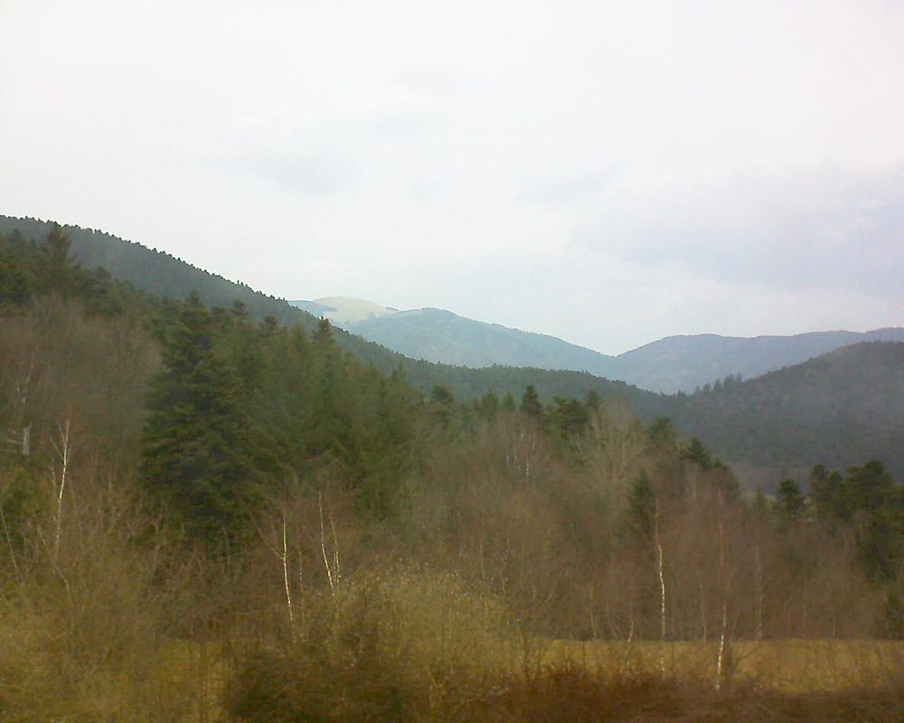Le petit ballon vu depuis le Domaine Langmatt à Murbach le 27.03.2018 à 13:00 Le petit ballon (Alsace, Vosges) le 27.03.2018 à 13:00