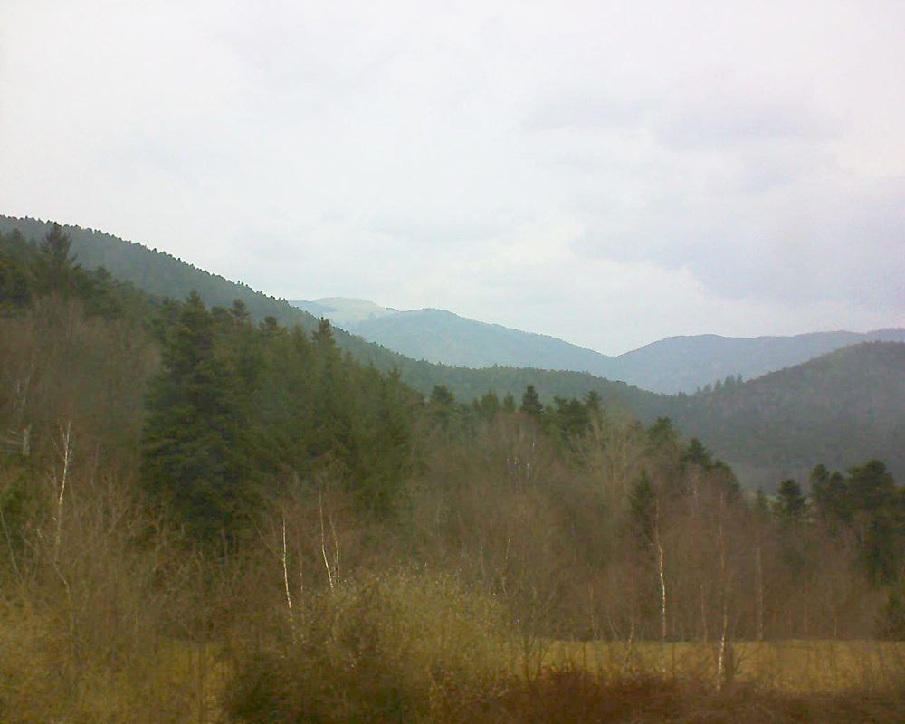 Le petit ballon vu depuis le Domaine Langmatt à Murbach le 27.03.2018 à 13:30 Le petit ballon (Alsace, Vosges) le 27.03.2018 à 13:30