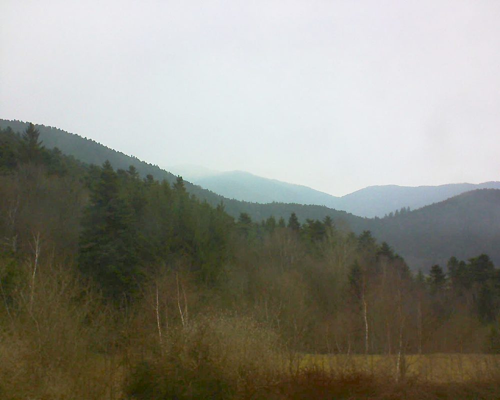 Le petit ballon vu depuis le Domaine Langmatt à Murbach le 27.03.2018 à 17:15 Le petit ballon (Alsace, Vosges) le 27.03.2018 à 17:15