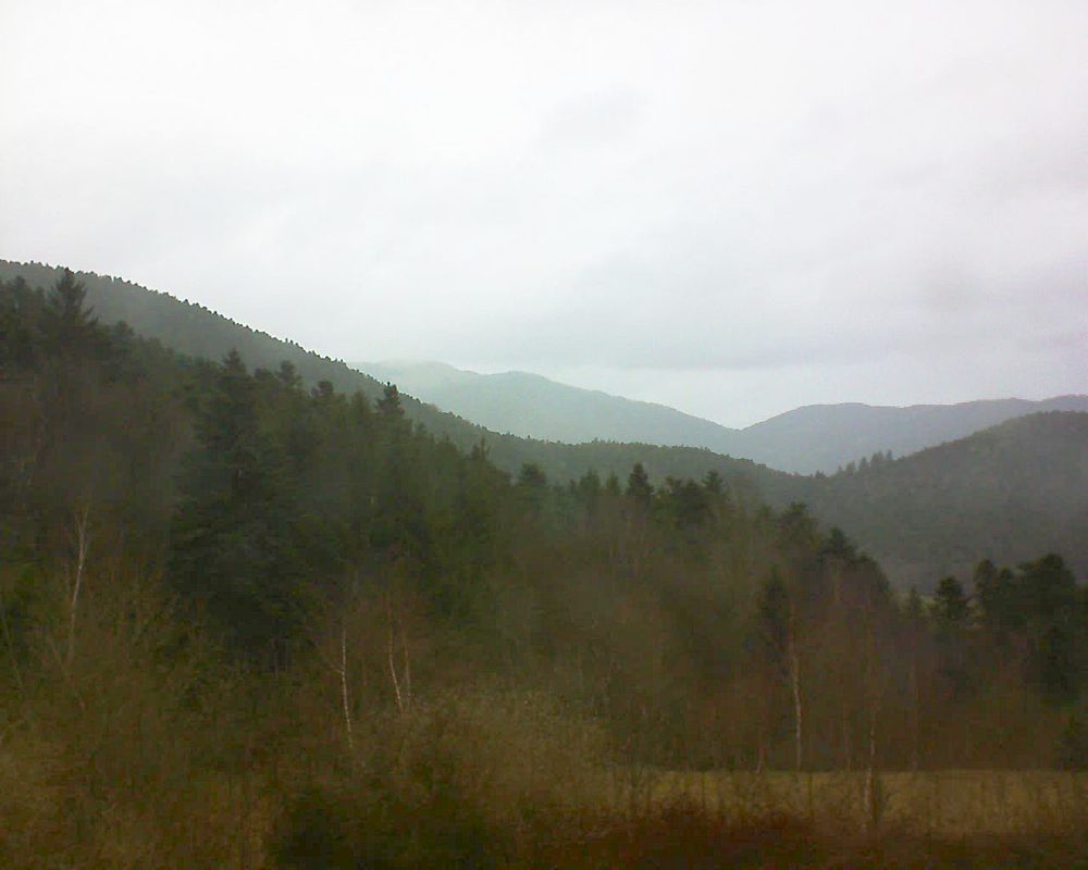 Le petit ballon vu depuis le Domaine Langmatt à Murbach le 28.03.2018 à 12:45 Le petit ballon (Alsace, Vosges) le 28.03.2018 à 12:45