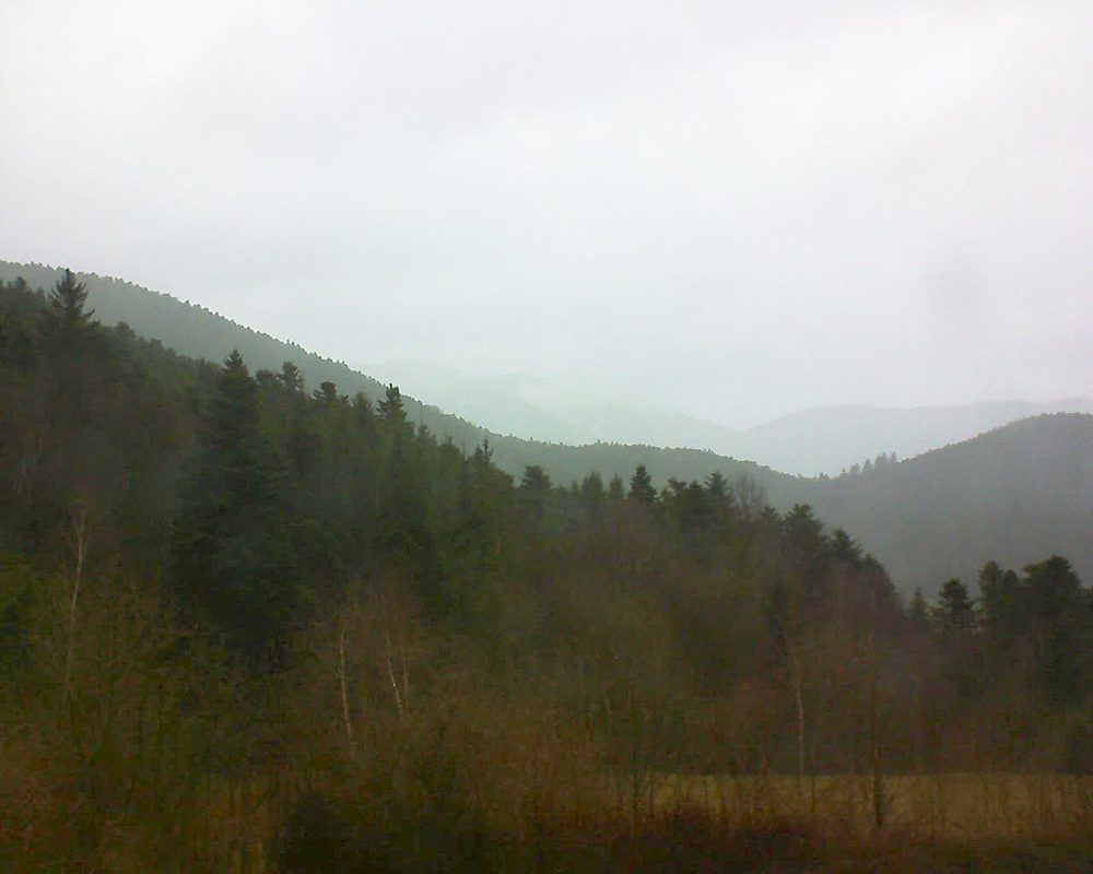 Le petit ballon vu depuis le Domaine Langmatt à Murbach le 28.03.2018 à 15:45 Le petit ballon (Alsace, Vosges) le 28.03.2018 à 15:45
