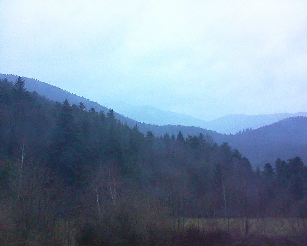 Le petit ballon vu depuis le Domaine Langmatt à Murbach le 28.03.2018 à 19:45 Le petit ballon (Alsace, Vosges) le 28.03.2018 à 19:45