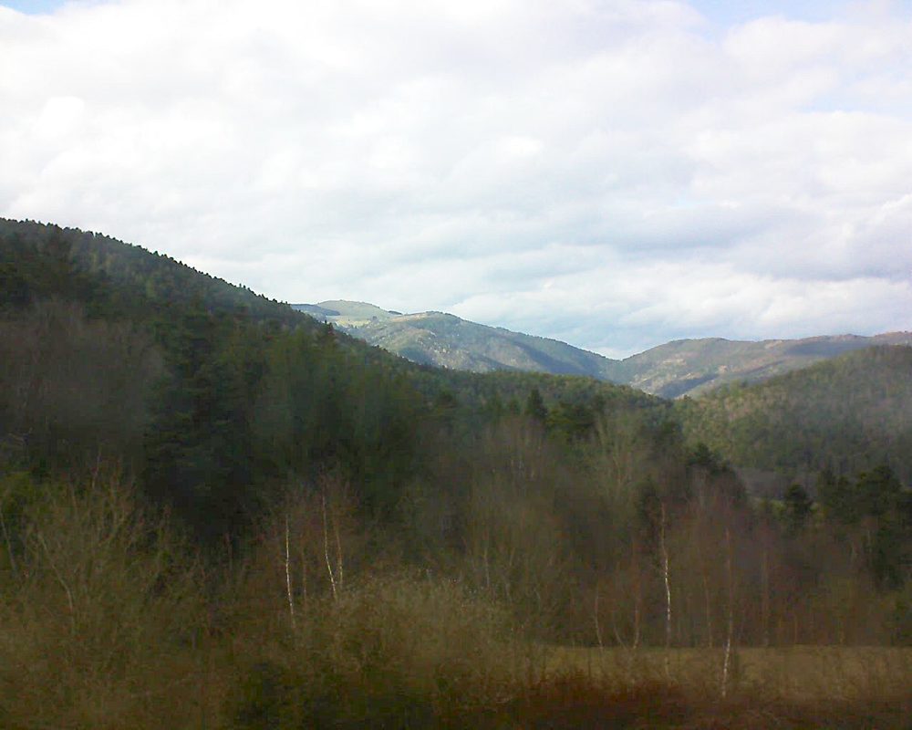 Le petit ballon vu depuis le Domaine Langmatt à Murbach le 29.03.2018 à 17:45 Le petit ballon (Alsace, Vosges) le 29.03.2018 à 17:45