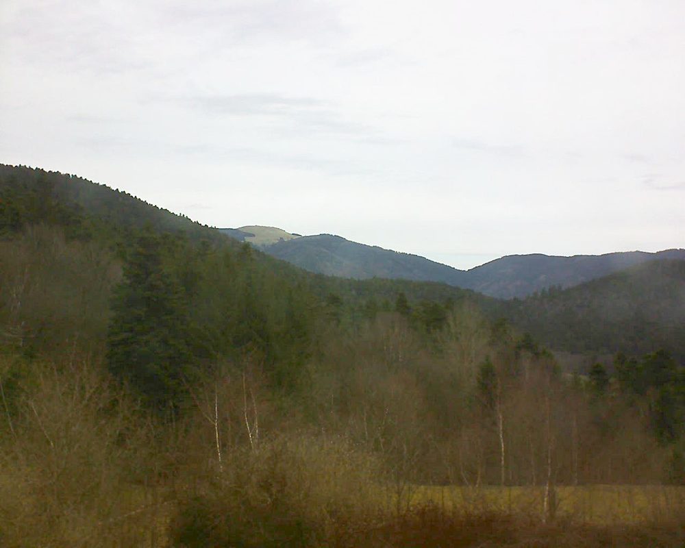 Le petit ballon vu depuis le Domaine Langmatt à Murbach le 30.03.2018 à 11:30 Le petit ballon (Alsace, Vosges) le 30.03.2018 à 11:30