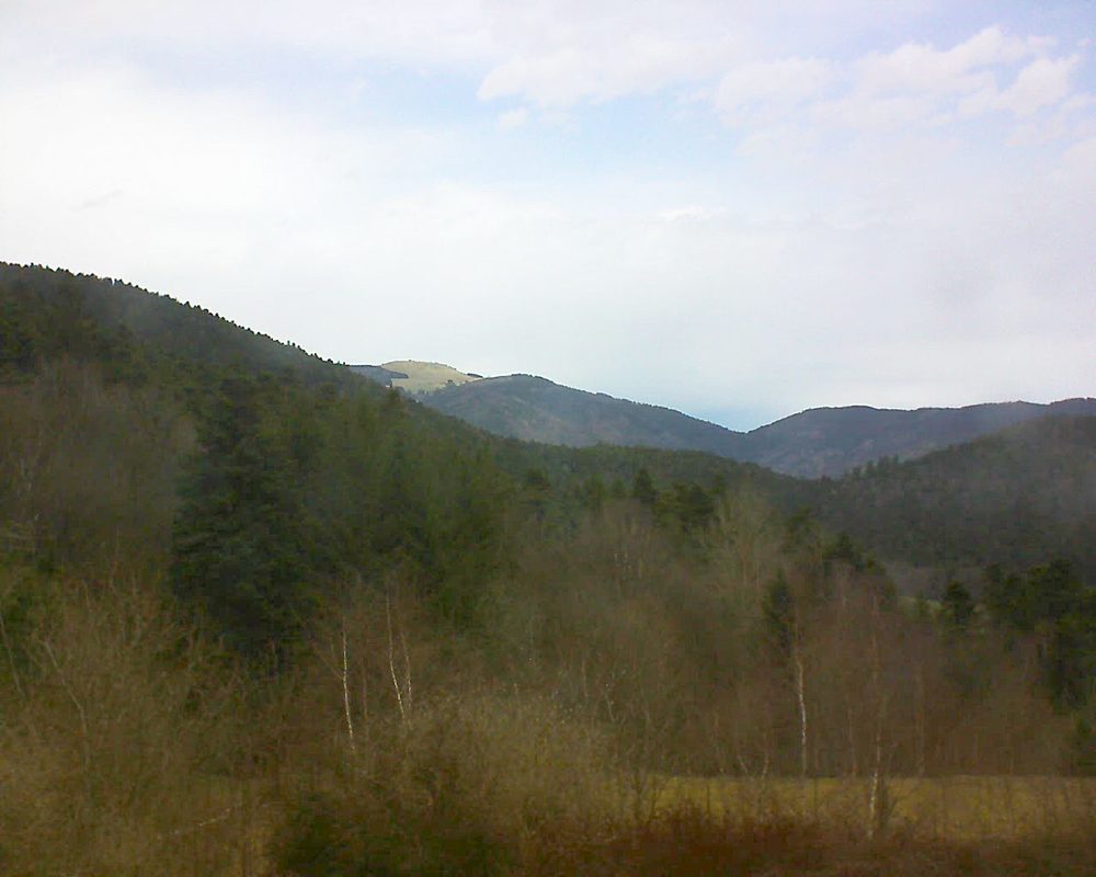 Le petit ballon vu depuis le Domaine Langmatt à Murbach le 30.03.2018 à 14:00 Le petit ballon (Alsace, Vosges) le 30.03.2018 à 14:00