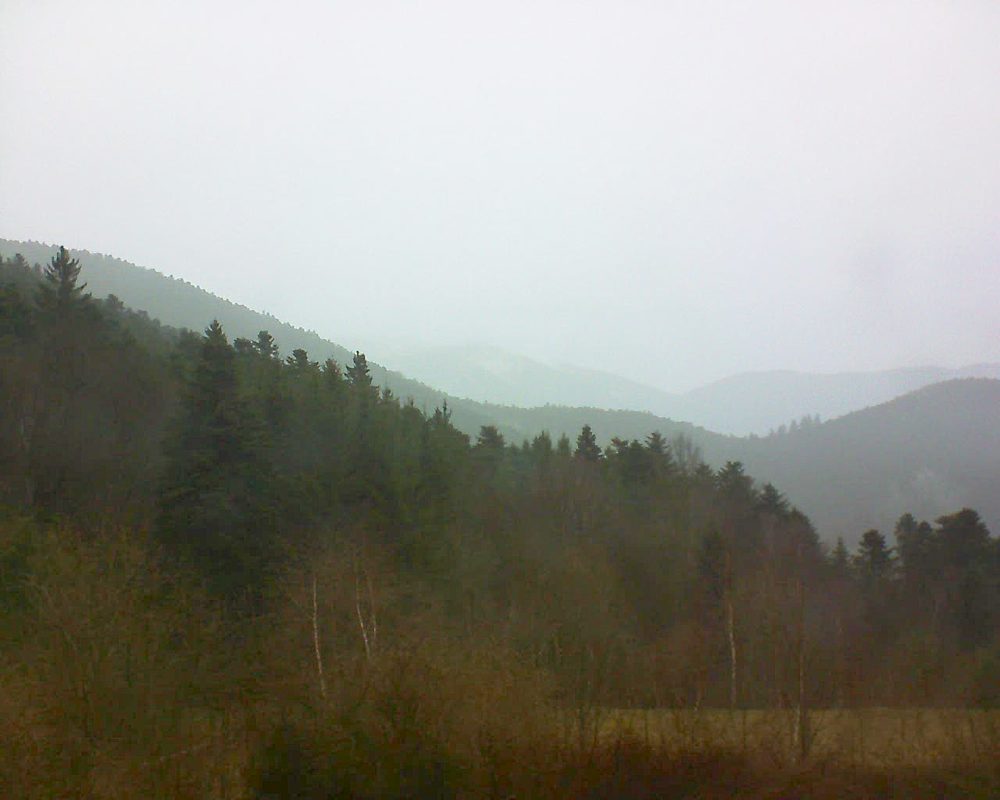 Le petit ballon vu depuis le Domaine Langmatt à Murbach le 30.03.2018 à 16:30 Le petit ballon (Alsace, Vosges) le 30.03.2018 à 16:30