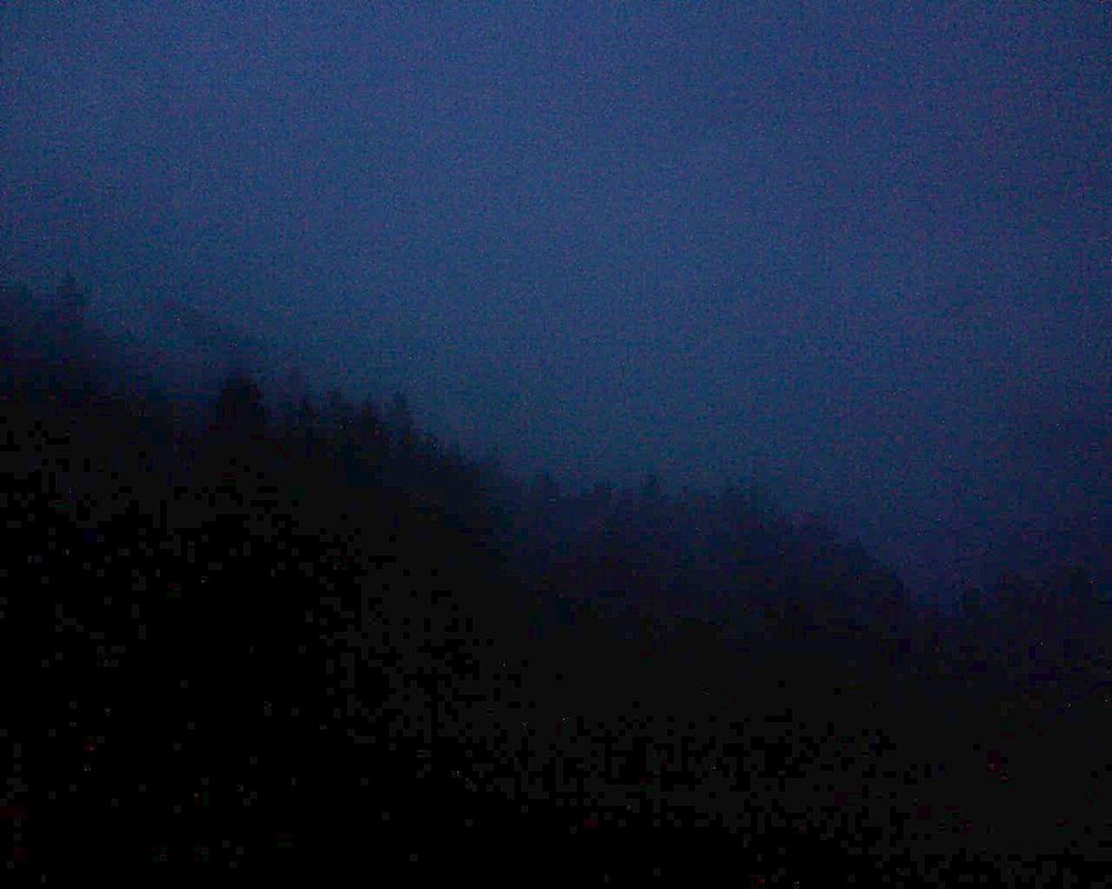 Le petit ballon vu depuis le Domaine Langmatt à Murbach le 30.03.2018 à 20:15 Le petit ballon (Alsace, Vosges) le 30.03.2018 à 20:15