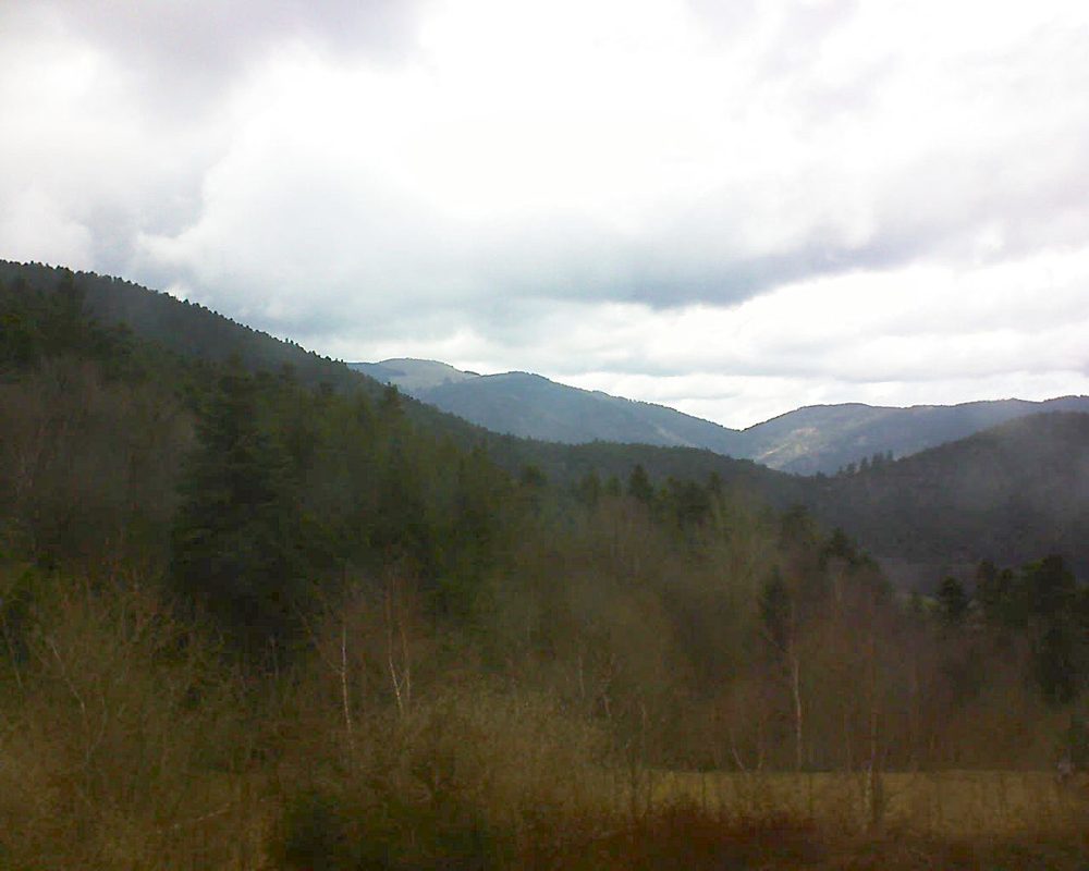 Le petit ballon vu depuis le Domaine Langmatt à Murbach le 31.03.2018 à 12:30 Le petit ballon (Alsace, Vosges) le 31.03.2018 à 12:30
