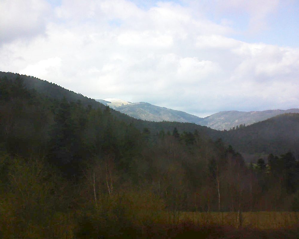 Le petit ballon vu depuis le Domaine Langmatt à Murbach le 01.04.2018 à 15:30 Le petit ballon (Alsace, Vosges) le 01.04.2018 à 15:30