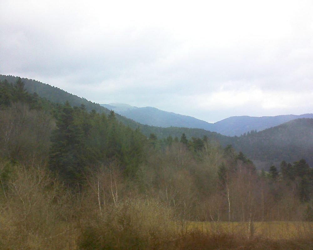 Le petit ballon vu depuis le Domaine Langmatt à Murbach le 01.04.2018 à 17:15 Le petit ballon (Alsace, Vosges) le 01.04.2018 à 17:15