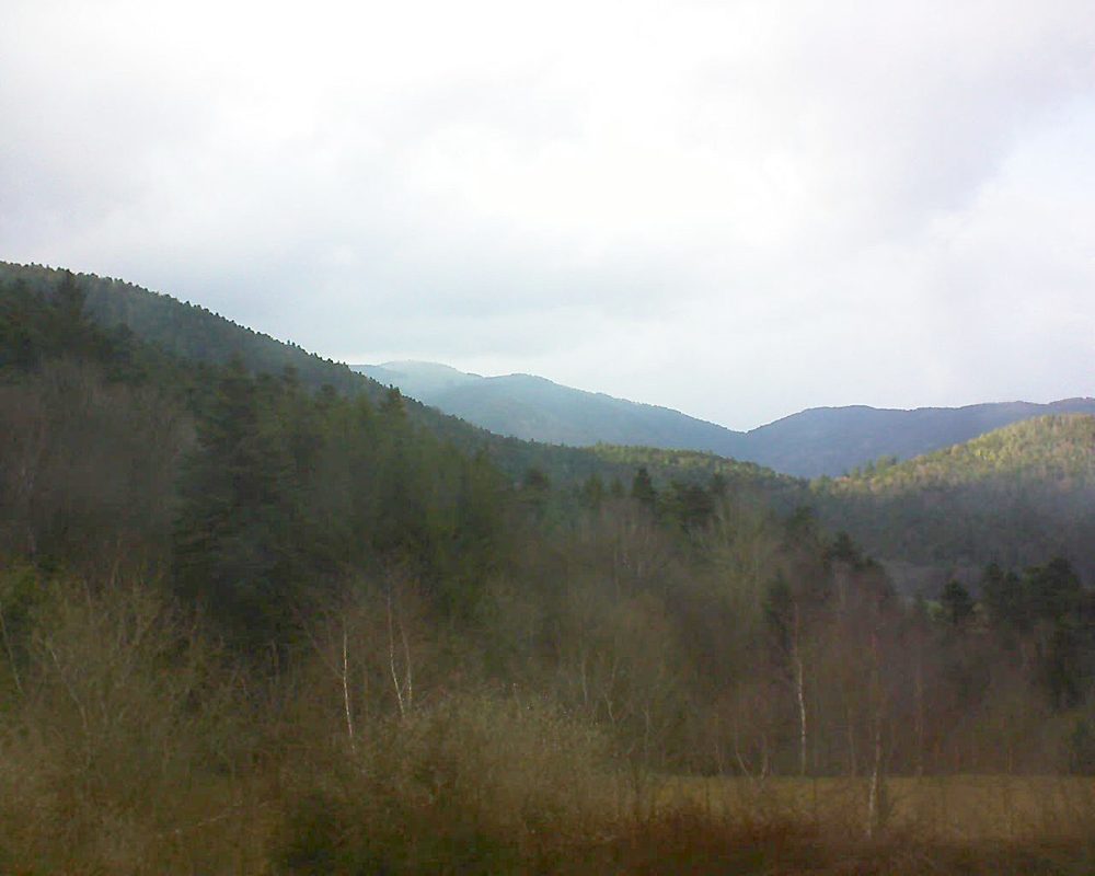 Le petit ballon vu depuis le Domaine Langmatt à Murbach le 01.04.2018 à 18:00 Le petit ballon (Alsace, Vosges) le 01.04.2018 à 18:00