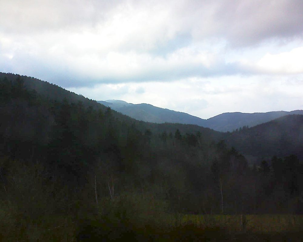 Le petit ballon vu depuis le Domaine Langmatt à Murbach le 01.04.2018 à 18:30 Le petit ballon (Alsace, Vosges) le 01.04.2018 à 18:30
