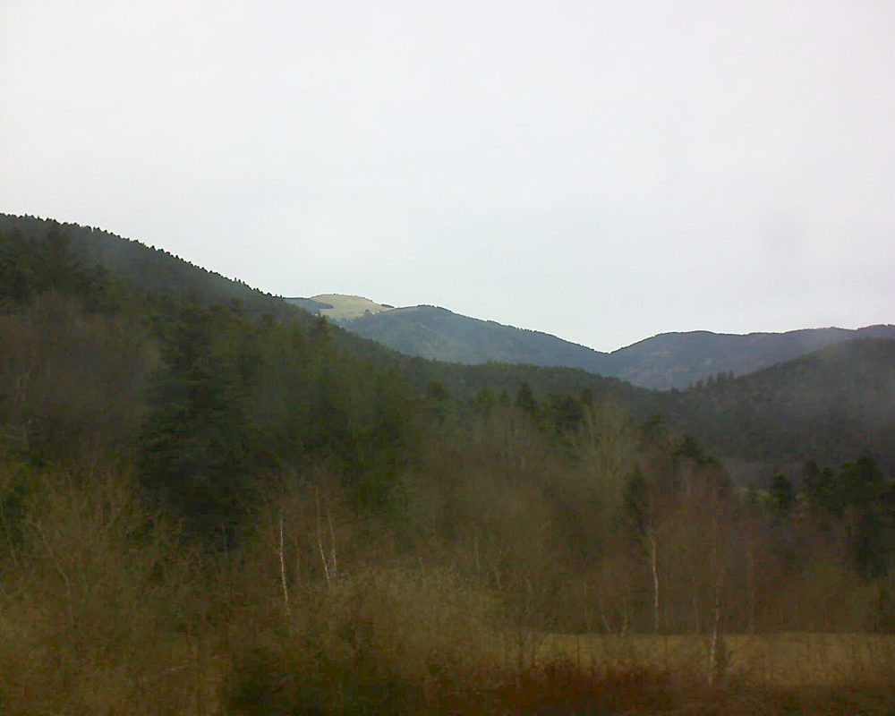 Le petit ballon vu depuis le Domaine Langmatt à Murbach le 02.04.2018 à 15:30 Le petit ballon (Alsace, Vosges) le 02.04.2018 à 15:30